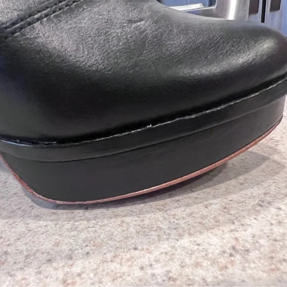 UGG Leather Jamison Black Platform Ankle Bootie Heels Sheepskin Lined Size 5.5 - Picture 12 of 14